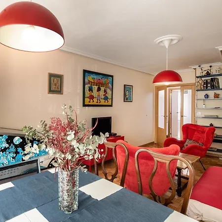 Magnifico En El Centro De * Oviédo